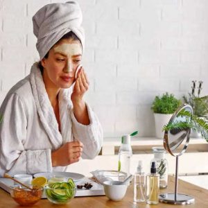 Tips To Brighten Skin With Kitchen Ingredients!