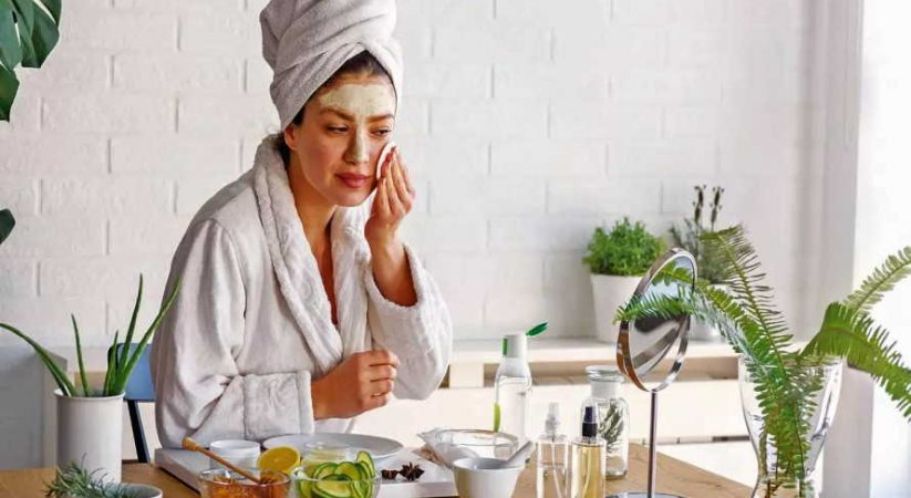 Tips To Brighten Skin With Kitchen Ingredients!