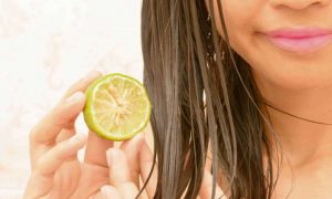 Easy Method To Lighten Hair With Lemon Juice!